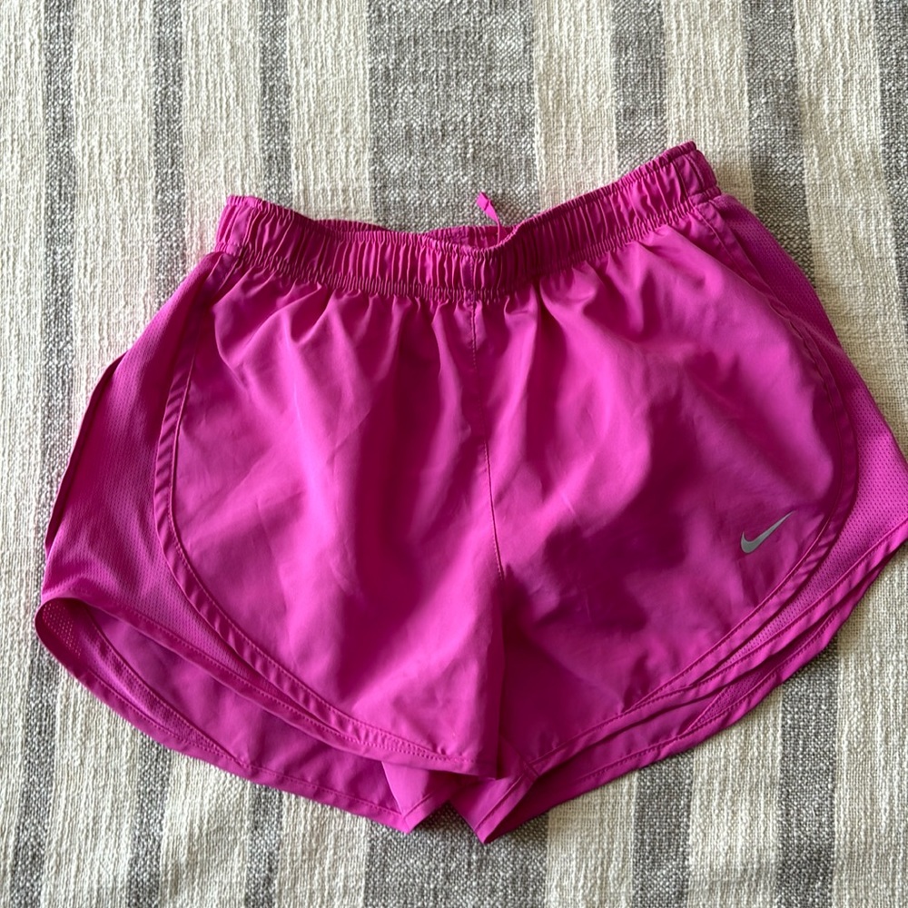 🌷💕Nike Women’s Running Short 💕💕
